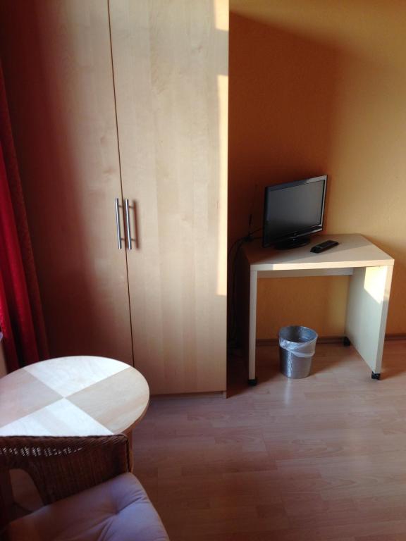 Vierlandentor Hotel Хамбург Стая снимка